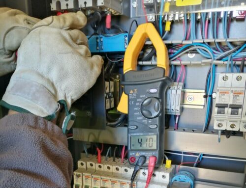 Instalación, Mantención, Recambio de transformadores eléctricos media Tensión, Cambio e Instalación de postes de hormigón armado y madera